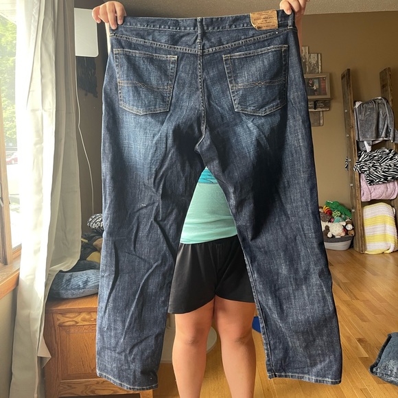 Lucky jeans that only have been worn a couple of times. - Picture 3 of 7